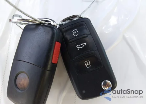 2017 Volkswagen Jetta 1.4T S z USA, uszkodzony, nr VIN 3VW2B7AJ7HM250022